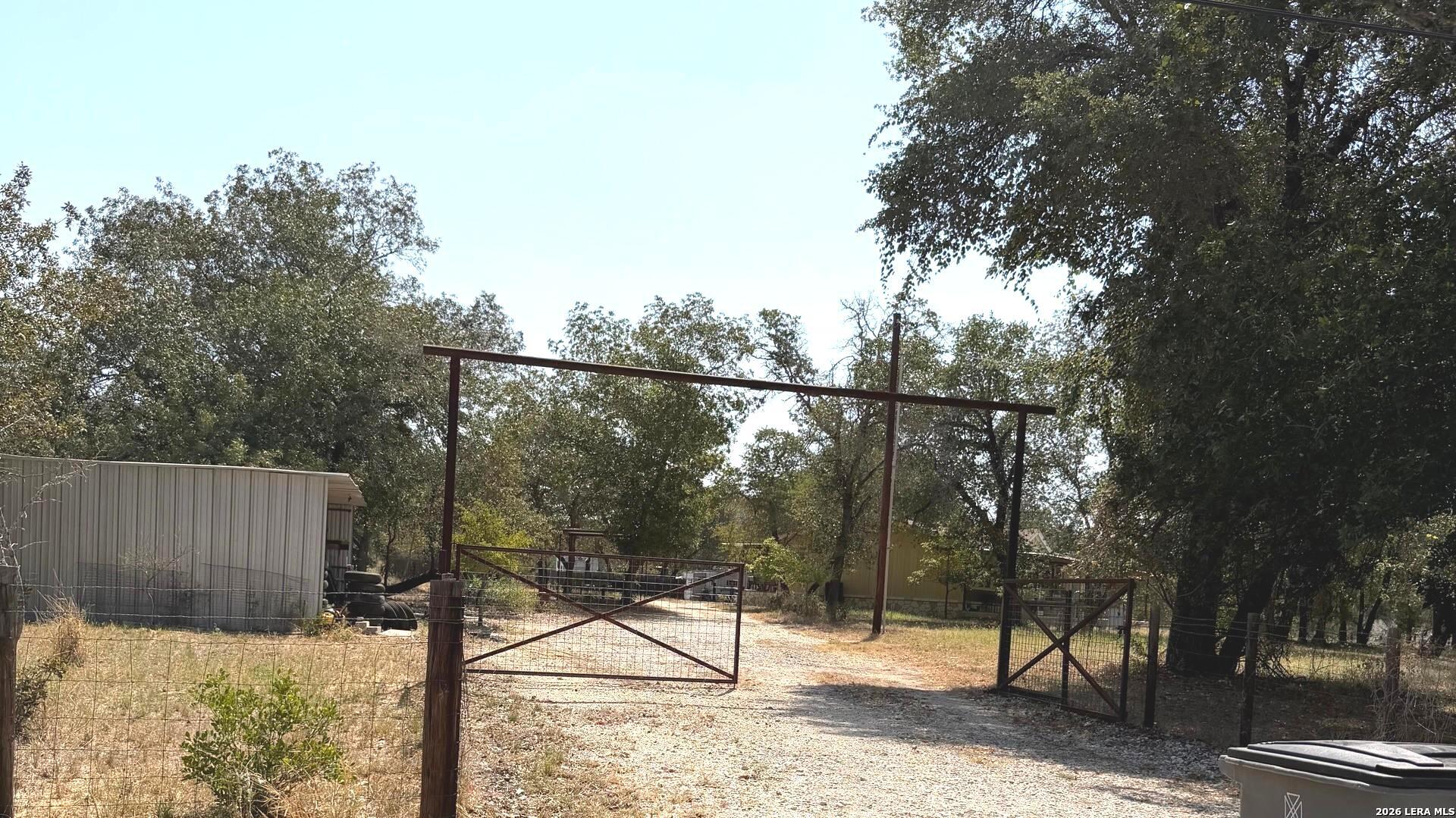 278 County Road 6767 Natalia TX 78059