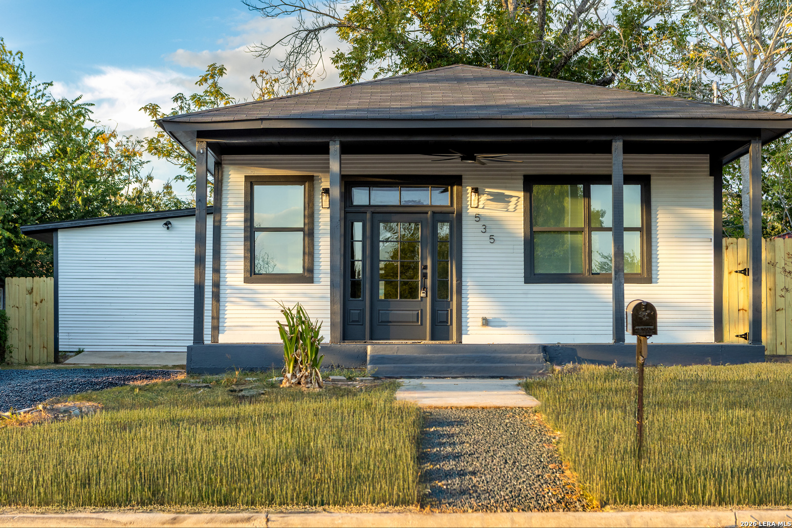 535 Austin Street Pleasanton TX 78064