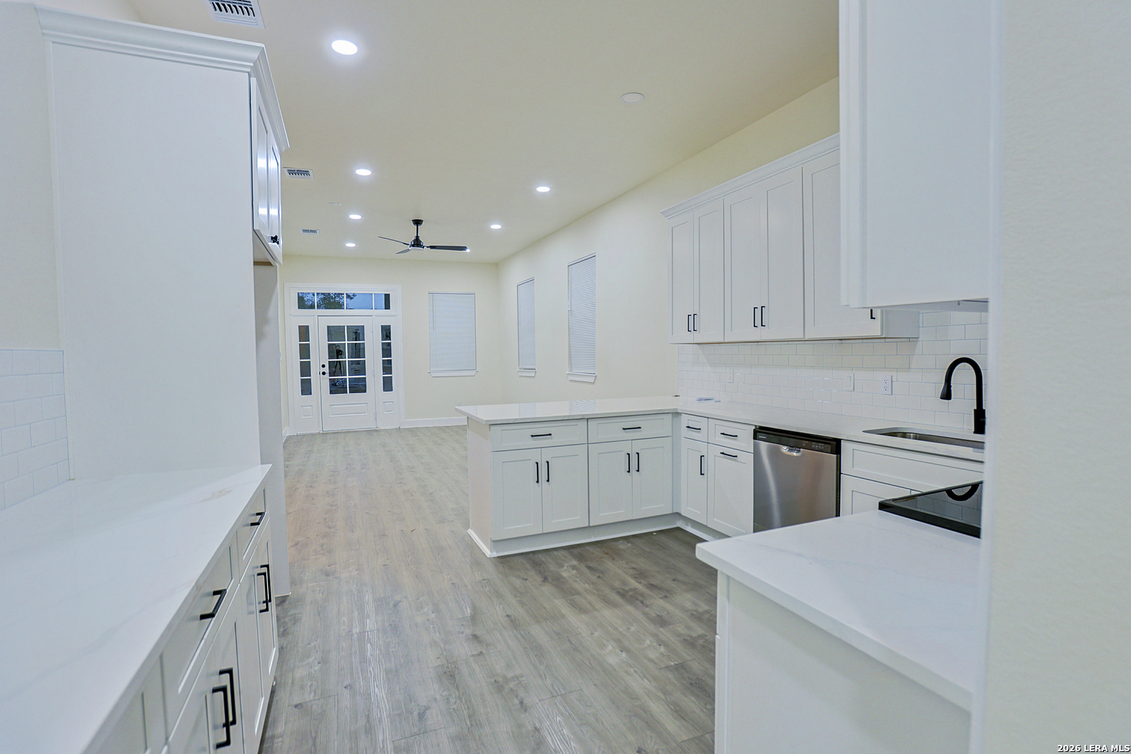 535 Austin Street Pleasanton TX 78064