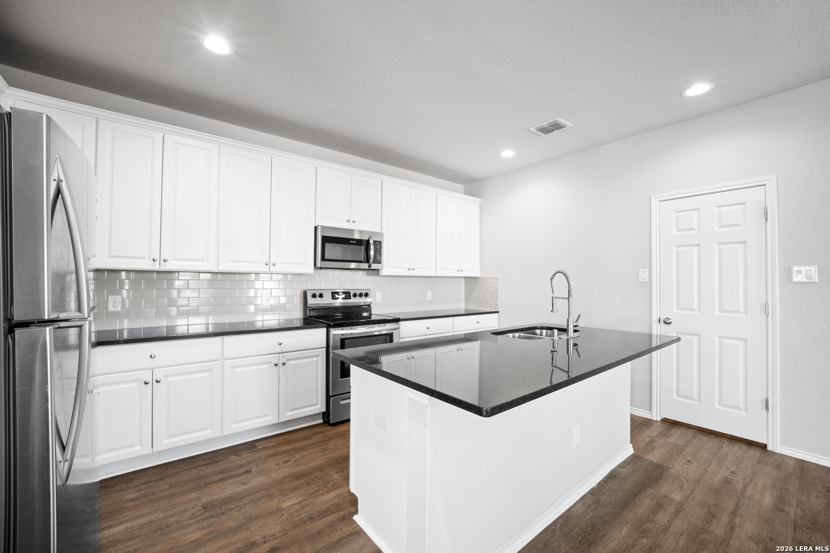 2002 Rhesus View San Antonio TX 78245