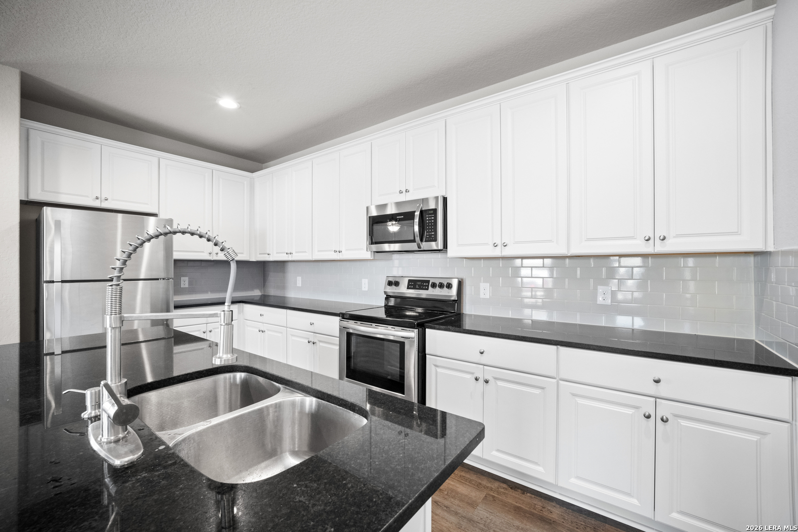 2002 Rhesus View San Antonio TX 78245