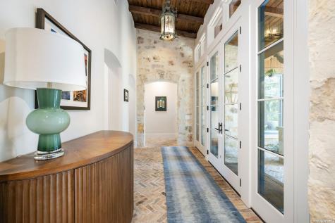 107 Umbria San Antonio TX 78230