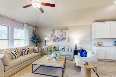 8211 Foxtail Fork San Antonio TX 78222