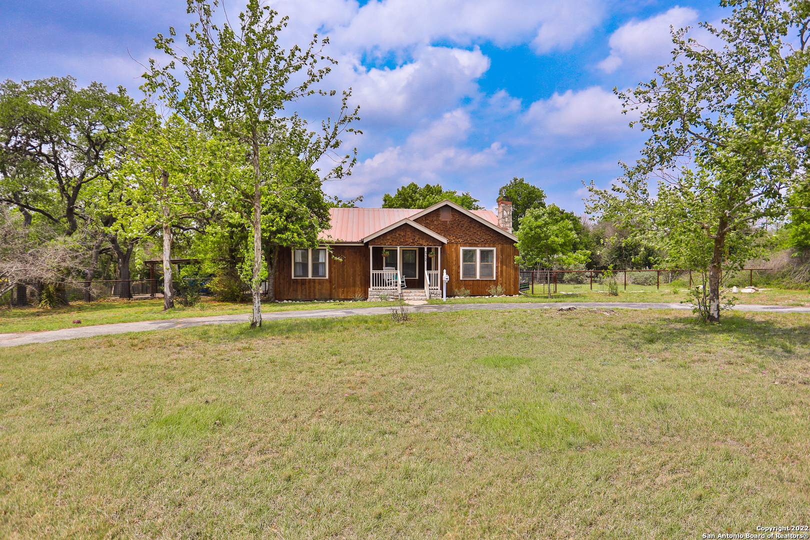 512 Harper Road Kerrville TX 78028