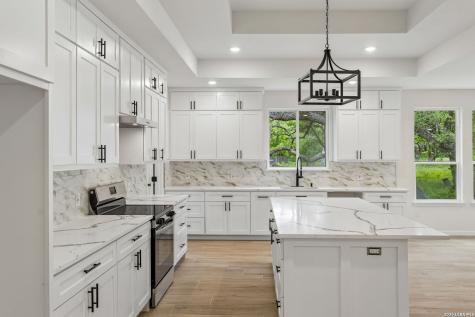 6471 Hollyhock Road San Antonio TX 78240