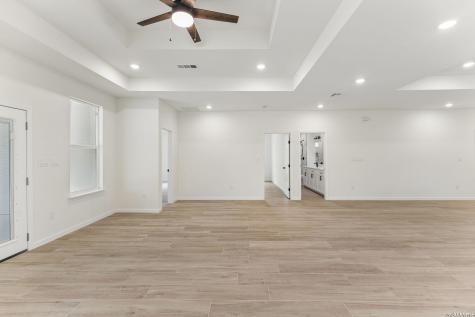 6471 Hollyhock Road San Antonio TX 78240