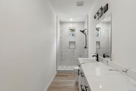 6471 Hollyhock Road San Antonio TX 78240