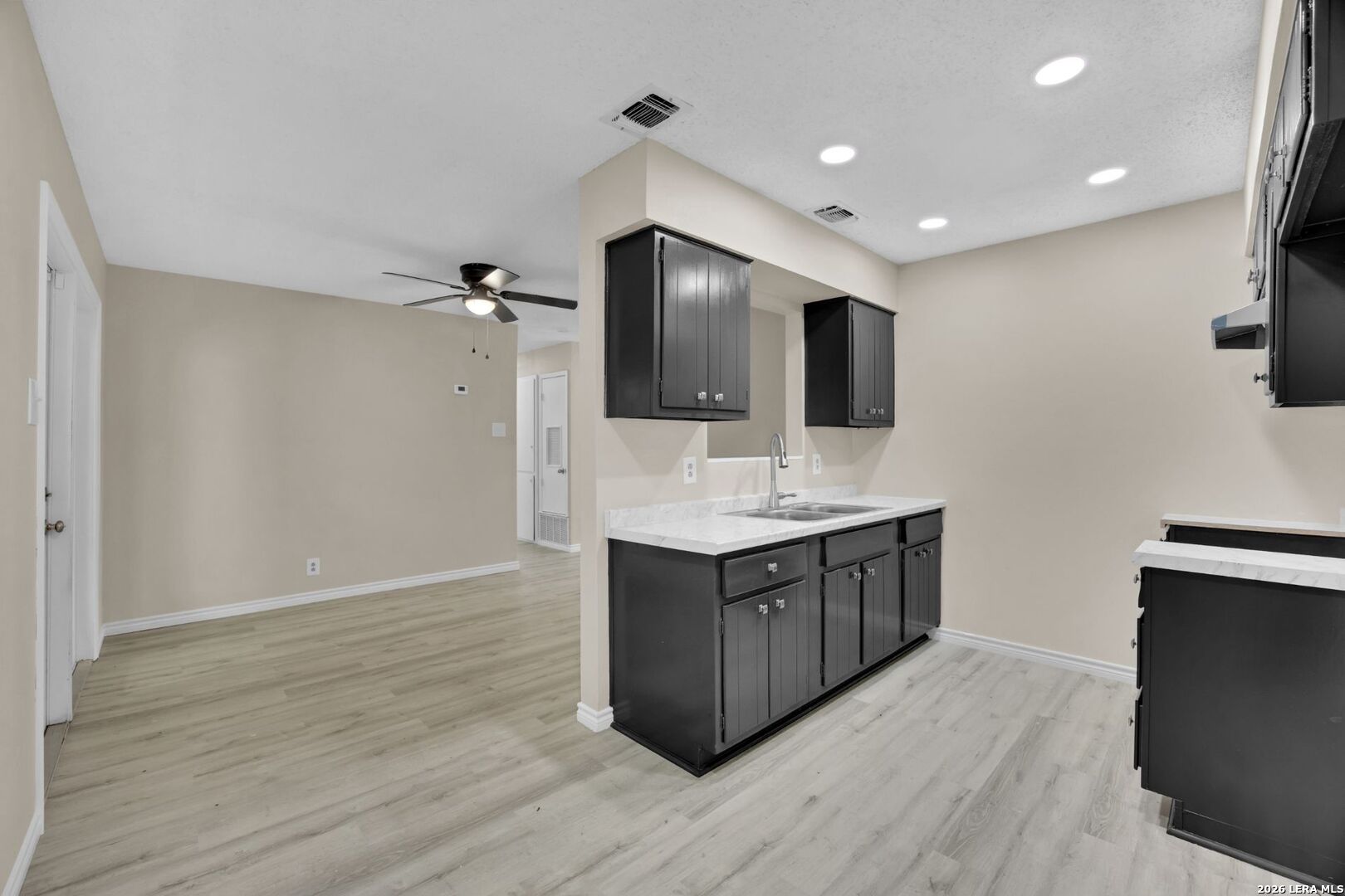 4351 Sun Gate Street San Antonio TX 78217