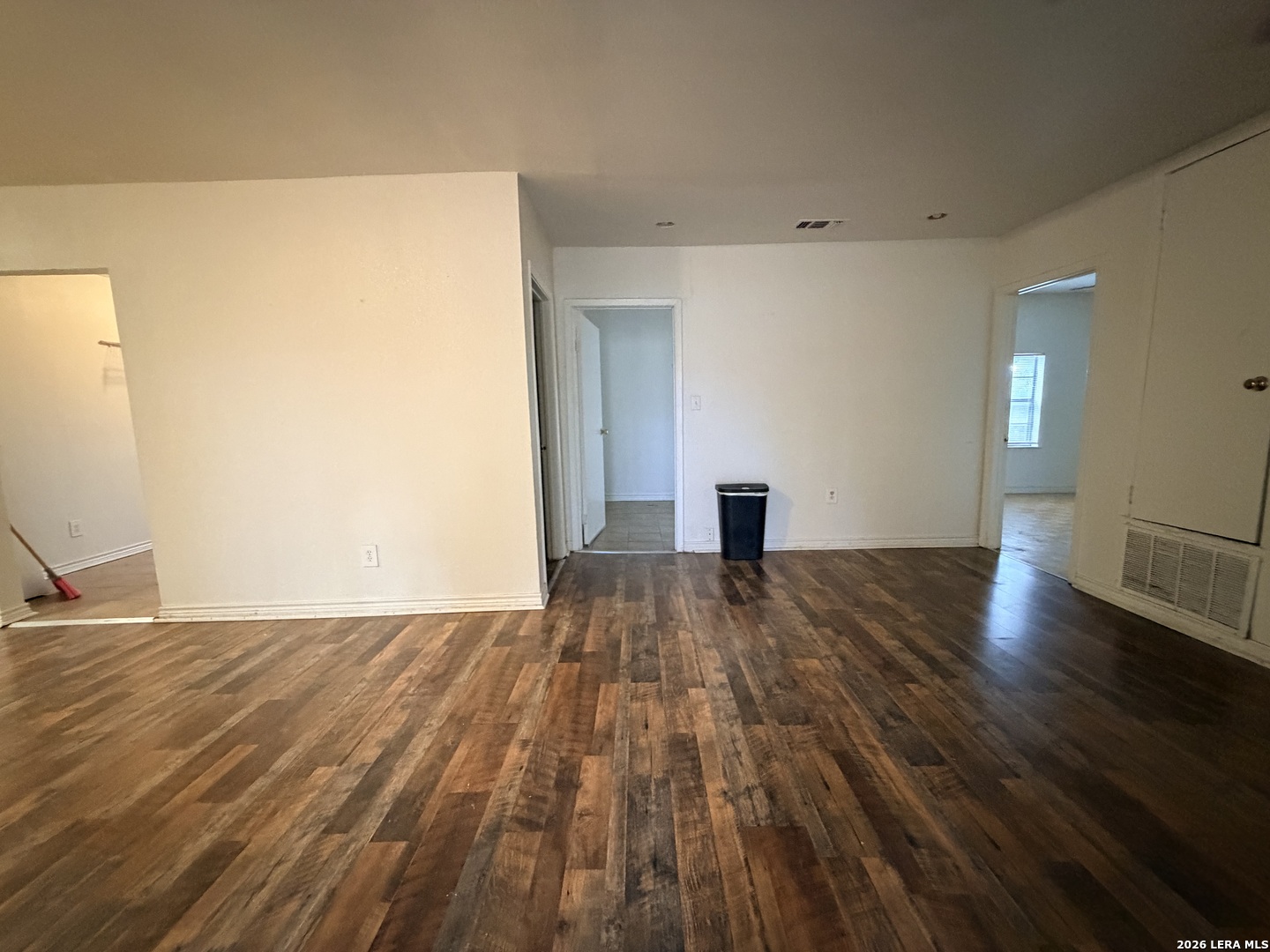 1008 N Main Street Pleasanton TX 78064