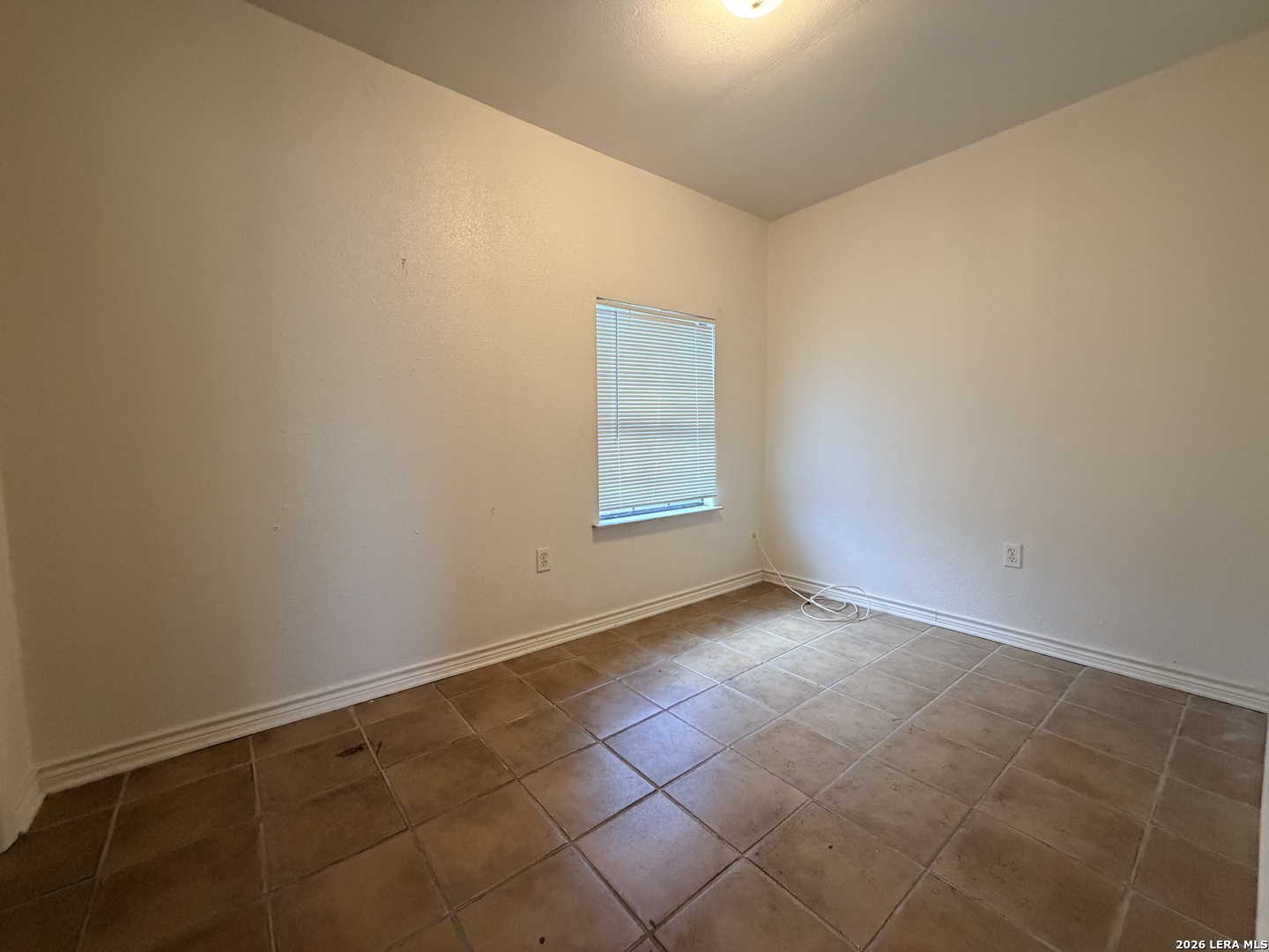 1008 N Main Street Pleasanton TX 78064
