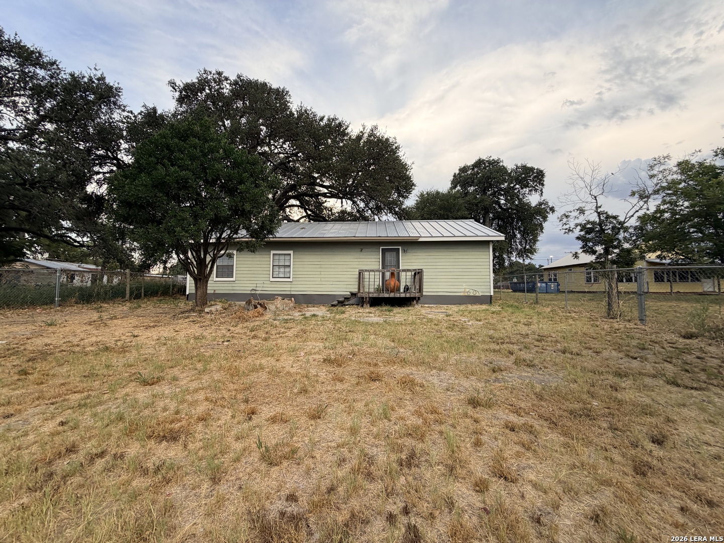 1008 N Main Street Pleasanton TX 78064