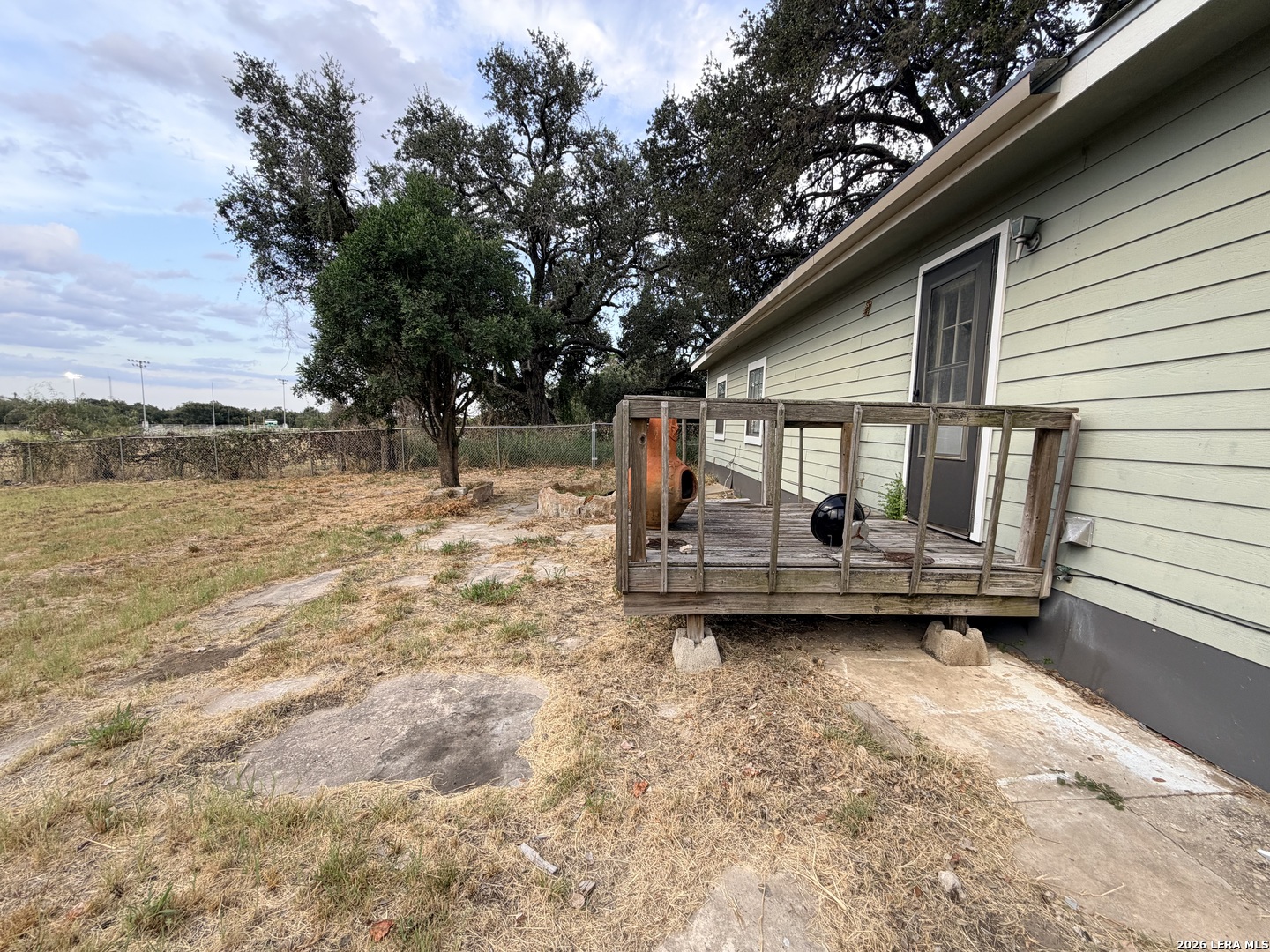 1008 N Main Street Pleasanton TX 78064