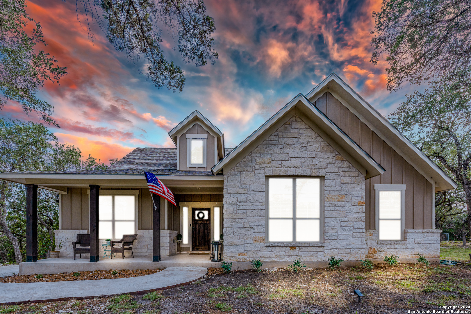 1125 County Road 2720 Mico TX 78056