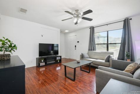 12 Weathering Creek Leon Valley TX 78238