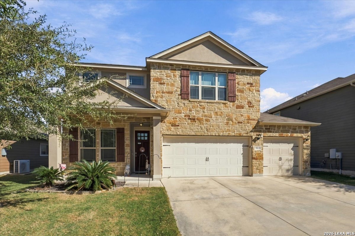 9835 Red Iron Creek Converse TX 78109