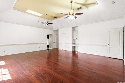 500 River Oak Seguin TX 78155