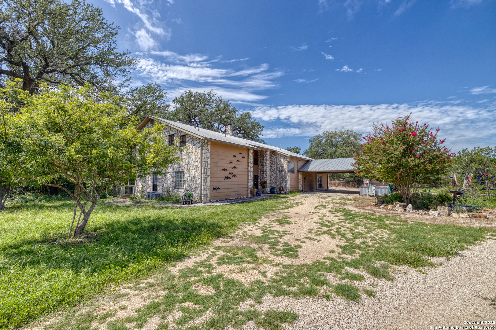 4983 Ranch Road 1051 Uvalde TX 78801