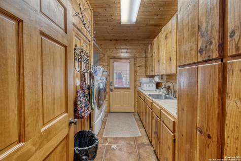 4983 Ranch Road 1051 Uvalde TX 78801