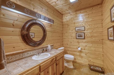 4983 Ranch Road 1051 Uvalde TX 78801