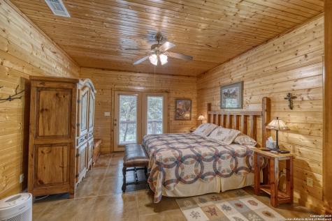 4983 Ranch Road 1051 Uvalde TX 78801