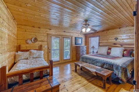 4983 Ranch Road 1051 Uvalde TX 78801