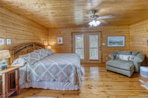 4983 Ranch Road 1051 Uvalde TX 78801
