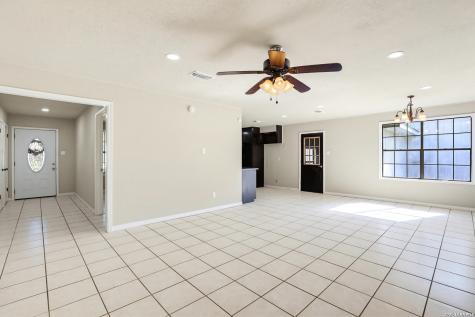 1350 Mary Preiss Drive New Braunfels TX 78132