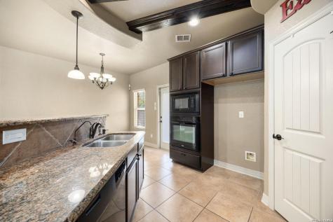 12422 Old Stillwater San Antonio TX 78254