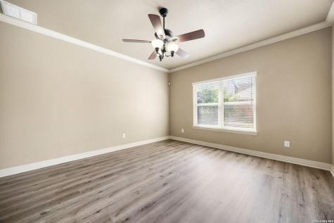 12422 Old Stillwater San Antonio TX 78254