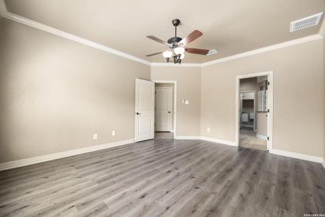 12422 Old Stillwater San Antonio TX 78254
