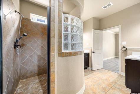 12422 Old Stillwater San Antonio TX 78254