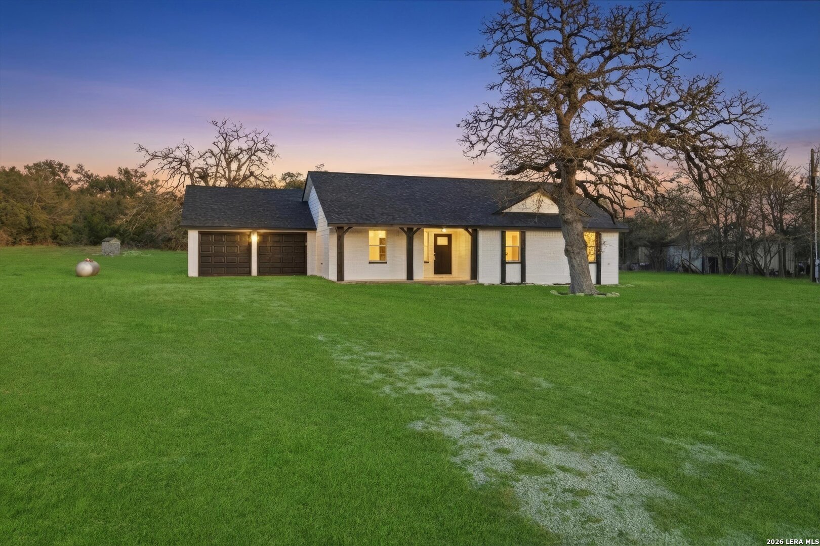 1070 Lonesome Trail Driftwood TX 78619