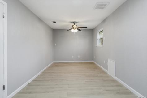 1070 Lonesome Trail Driftwood TX 78619