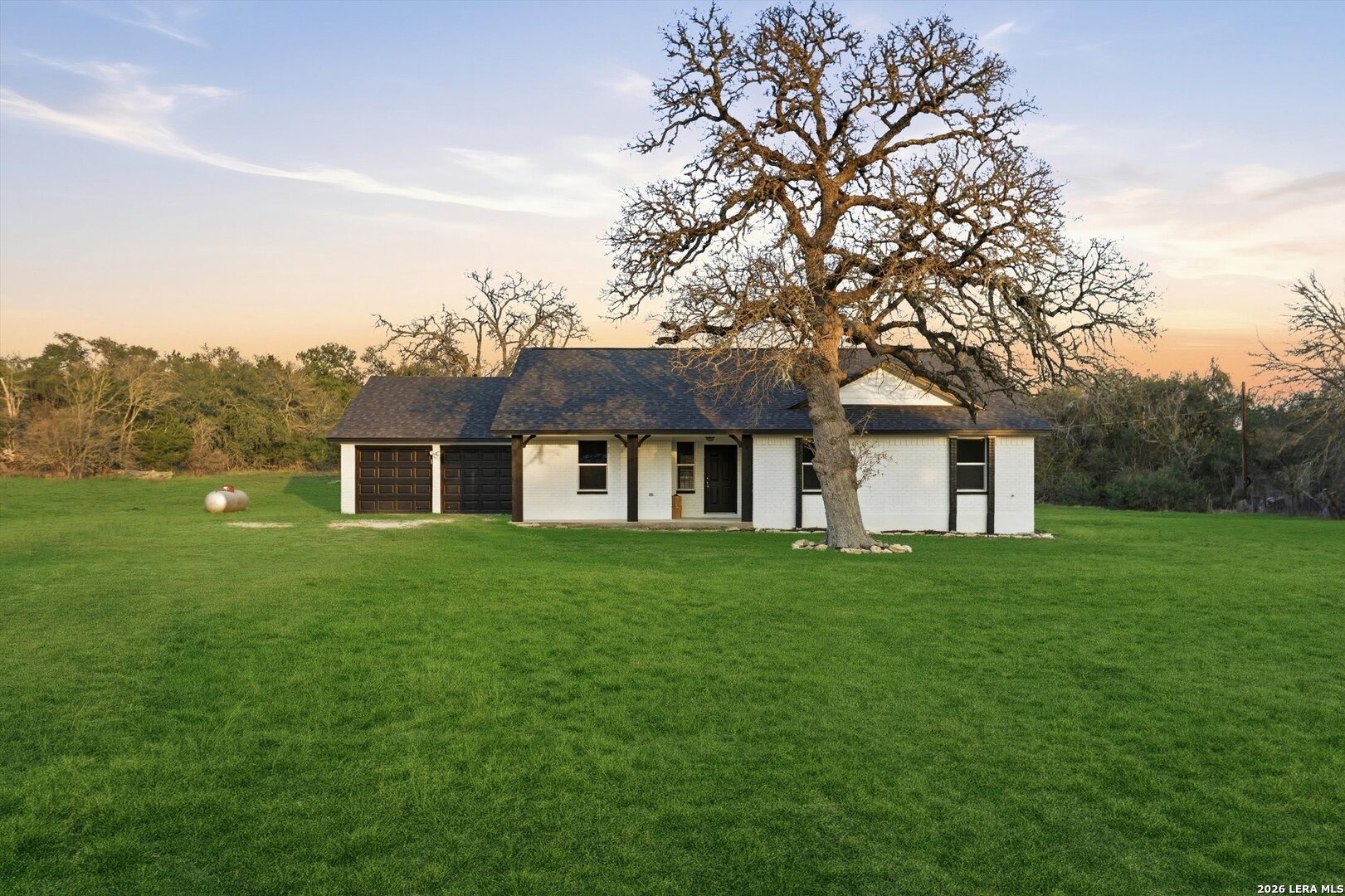 1070 Lonesome Trail Driftwood TX 78619