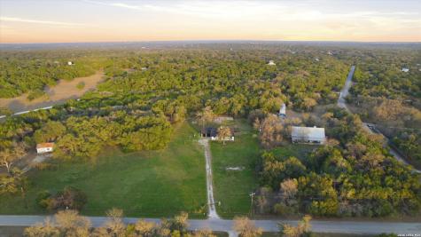 1070 Lonesome Trail Driftwood TX 78619