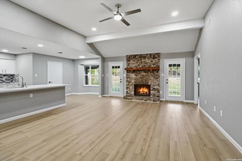 1070 Lonesome Trail Driftwood TX 78619