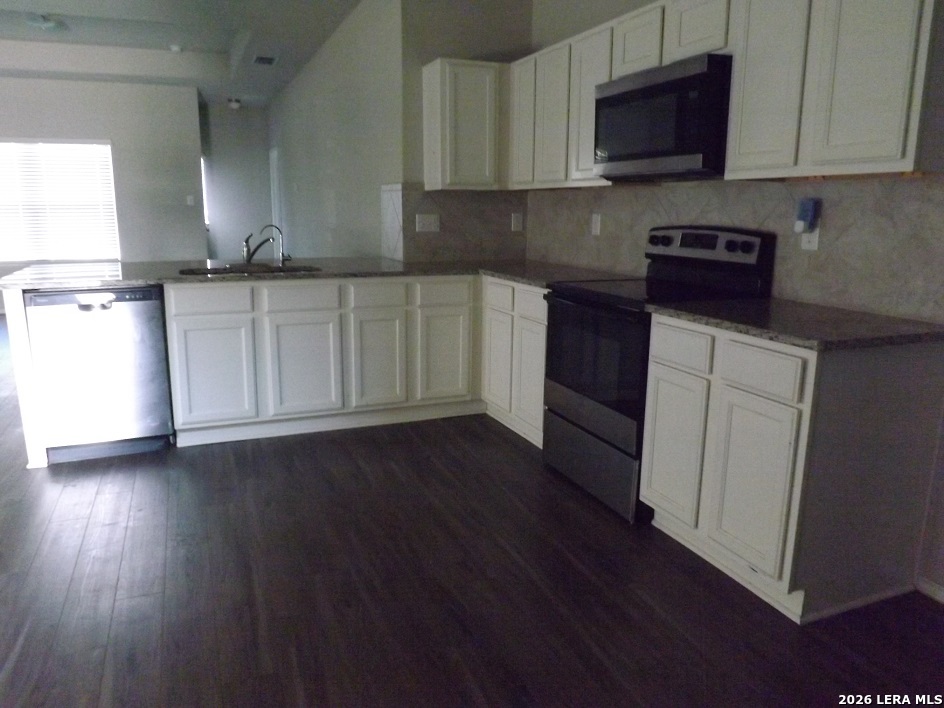 4138 Winchester Cove Converse TX 78109