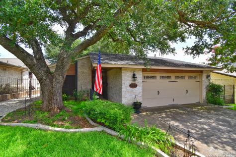 4334 Putting Green San Antonio TX 78217