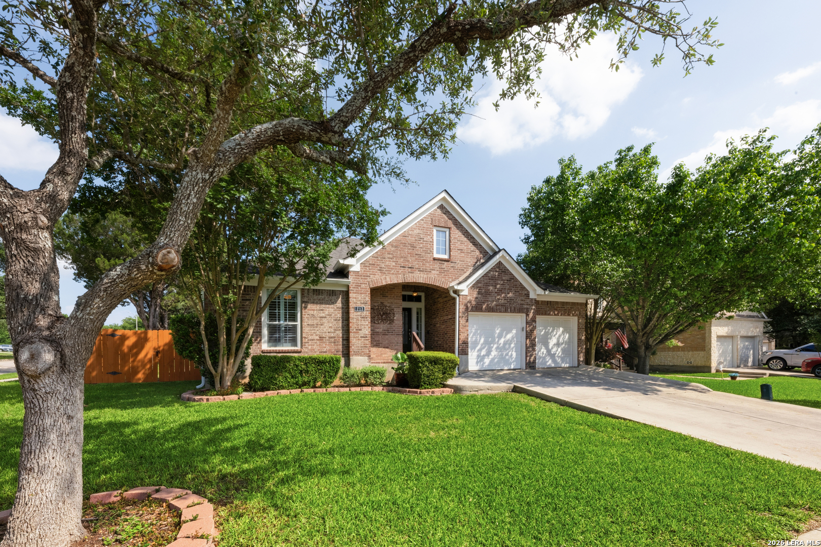 213 Bending Oak New Braunfels TX 78132