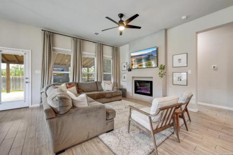 5311 Green Brush Bulverde TX 78163