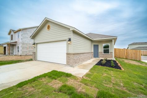 636 Jennifer Way New Braunfels TX 78130