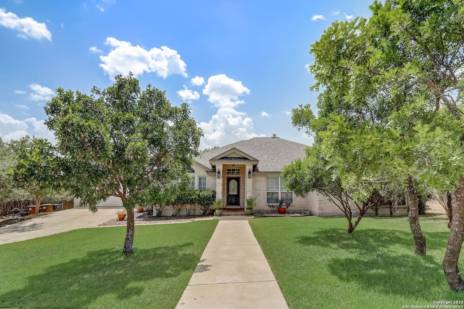 209 S Rolling Oaks Lane San Antonio TX 78253