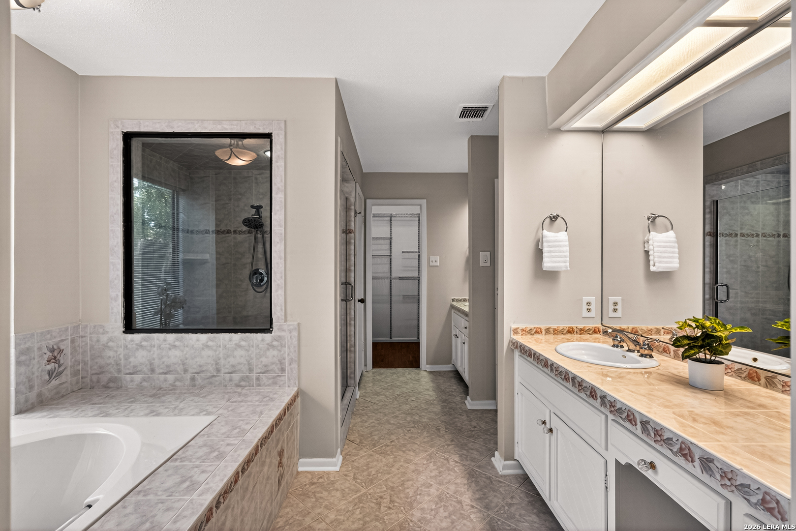 1822 Paisley San Antonio TX 78231