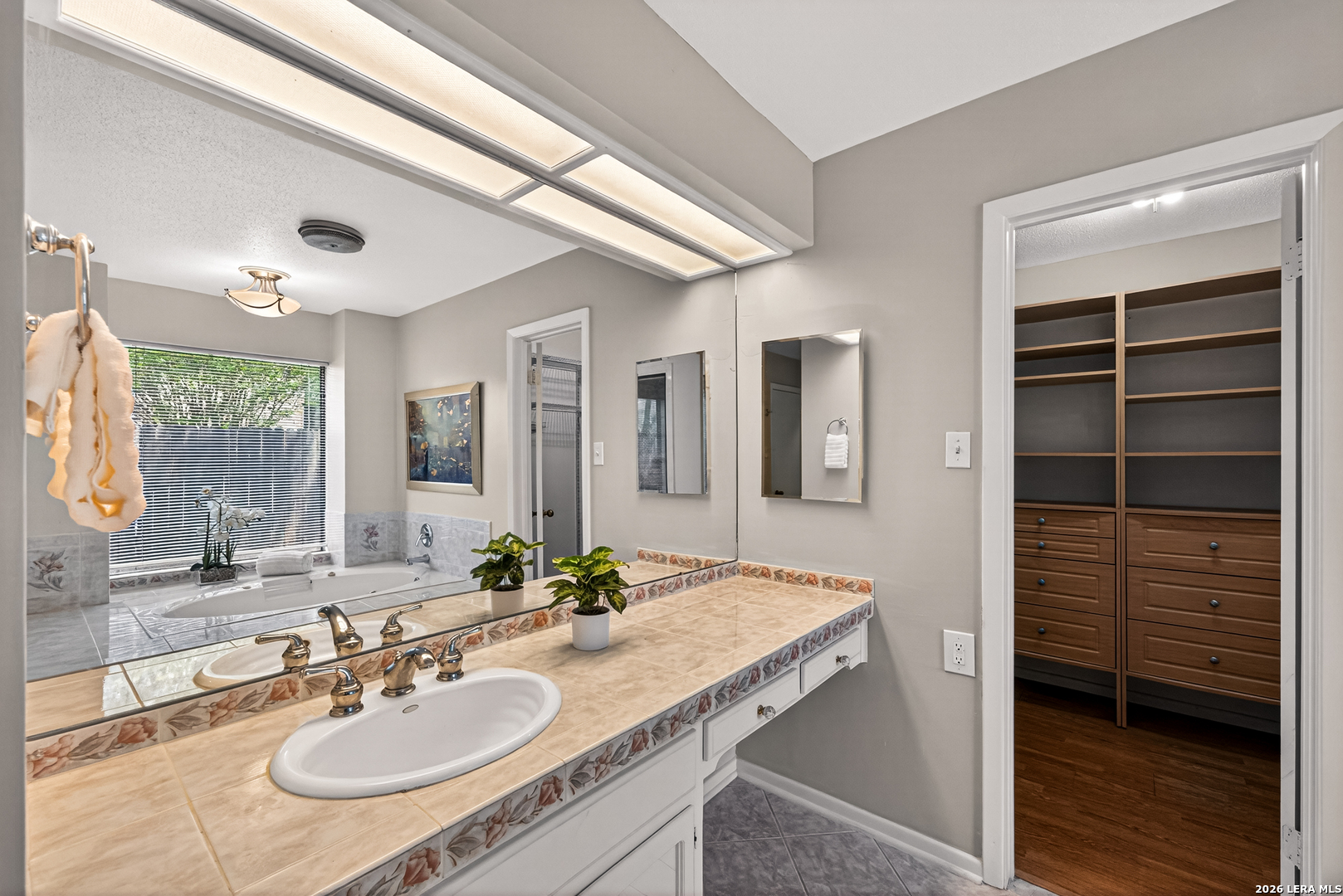 1822 Paisley San Antonio TX 78231