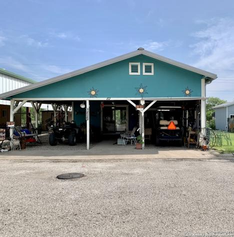 138 De Zavala Street Brackettville TX 78832