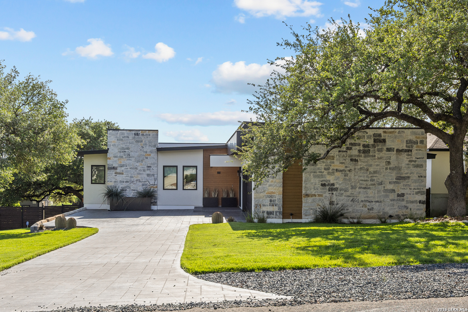 1527 Silent Hollow San Antonio TX 78260