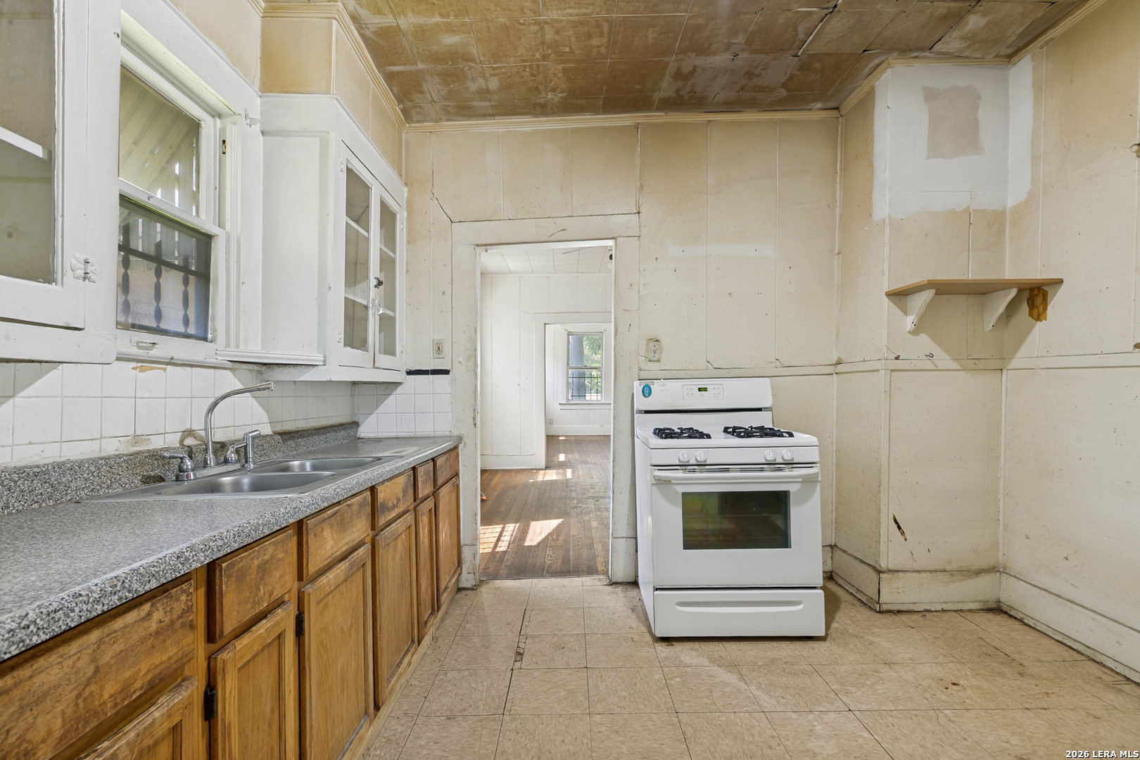1610 W Craig Place San Antonio TX 78201