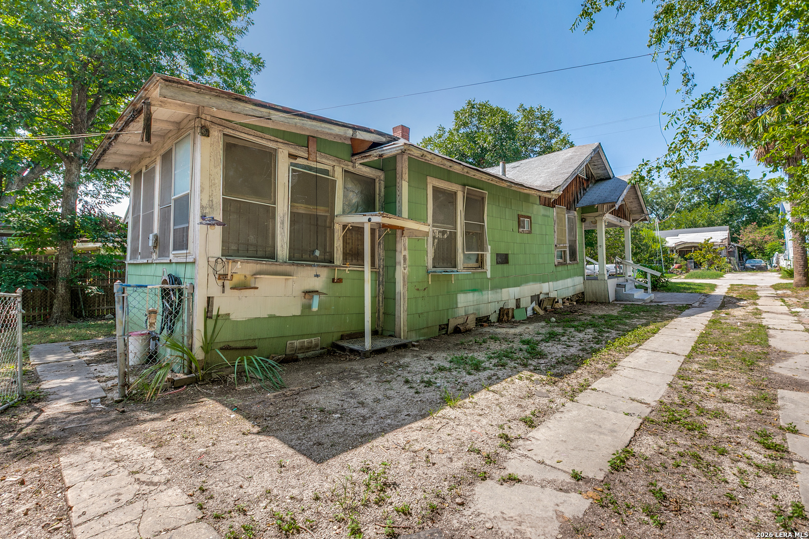 1610 W Craig Place San Antonio TX 78201