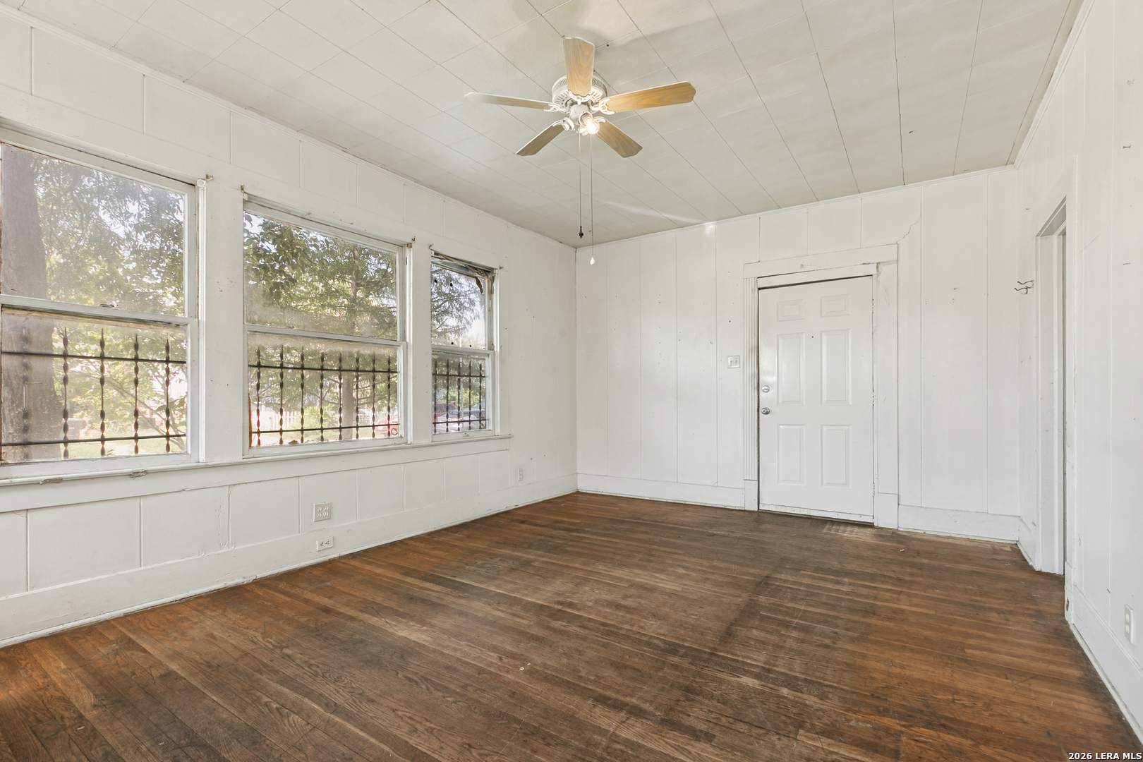 1610 W Craig Place San Antonio TX 78201