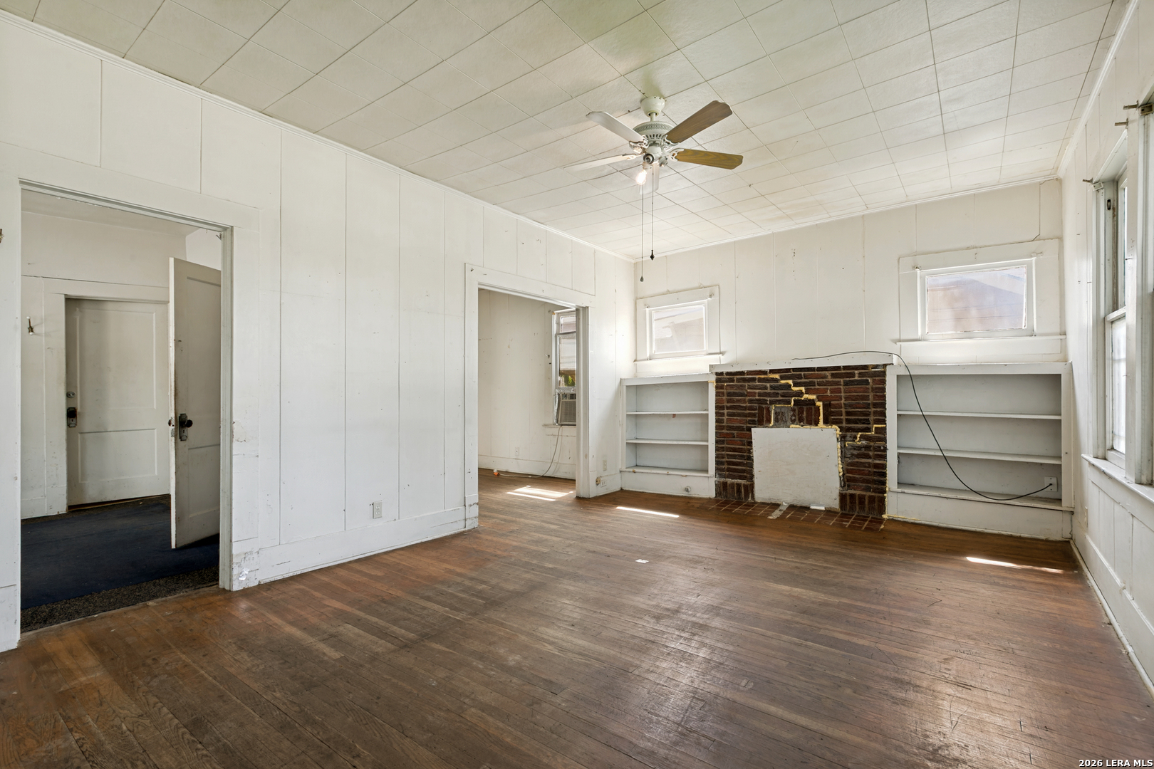 1610 W Craig Place San Antonio TX 78201